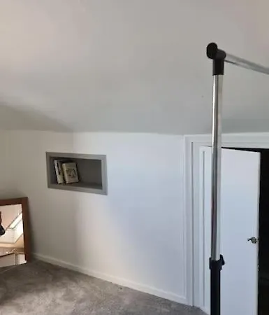 Cosey 1 Bedroom Loft With Free Parking Διαμέρισμα *